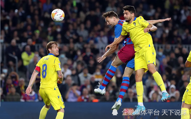 九游体育app-集结日拉齐奥备战西甲,防线松动细节曝光,质疑声仍在,轮换策略成焦点